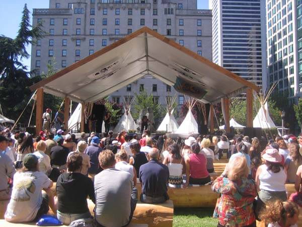 Vancouverites attending National Aboriginal Day events in 2006. Creative Commons photo by Flickr user Freedryk.