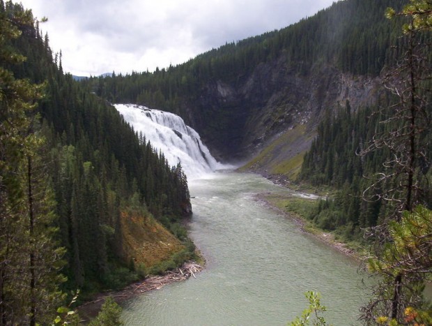 Kinuseo falls in Tumbler Ridge, B.C. Kinuseo falls in Tumbler Ridge, B.C.